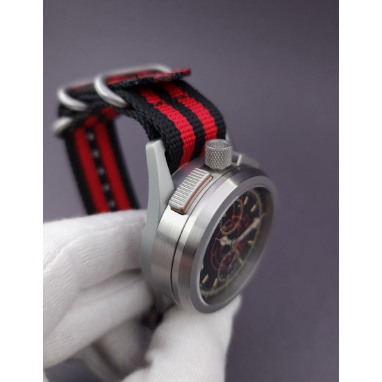 「軍事ギャンブル」オリジナル腕時計 本物のソビエト軍用時計 ステンレス鋼の限定版ソ連タイプの腕時計