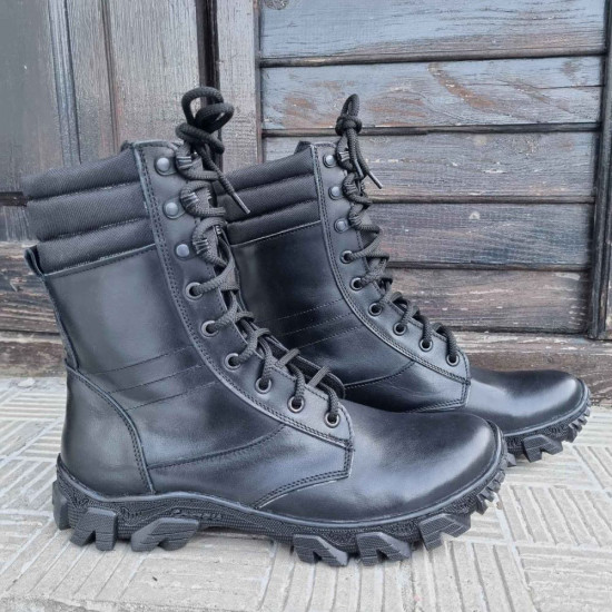 Bottes tactiques « Sprint » : chaussures de combat militaires de l'armée ukrainienne en cuir noir