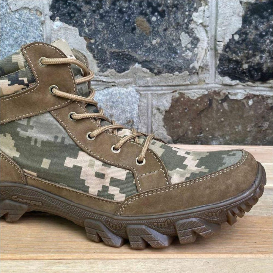 Bottes tactiques urbaines « Coyote » : chaussures militaires ukrainiennes en cuir nubuck