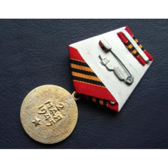 Medalla de militares del premio soviética para la captura de berlín 1945