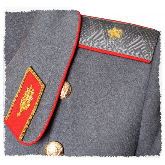  ☆ ソビエト軍隊/ロシアは、一般的なオーバーコート☆を運びます