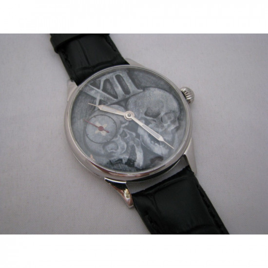 Russische gotische Armbanduhr mit Totenköpfen Molniya mechanisch mit transparenter Rückseite