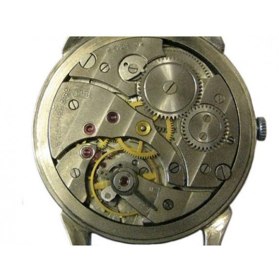 ソビエト/ロシアの腕時計DOSAAF MOLNIYA