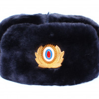 ロシア警察の冬の帽子ushanka - SovietMilitaryStuff.com