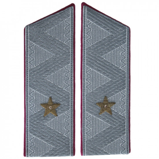 Schulterklappen der sowjetischen Infanterie-Generaluniform der russischen Armee
